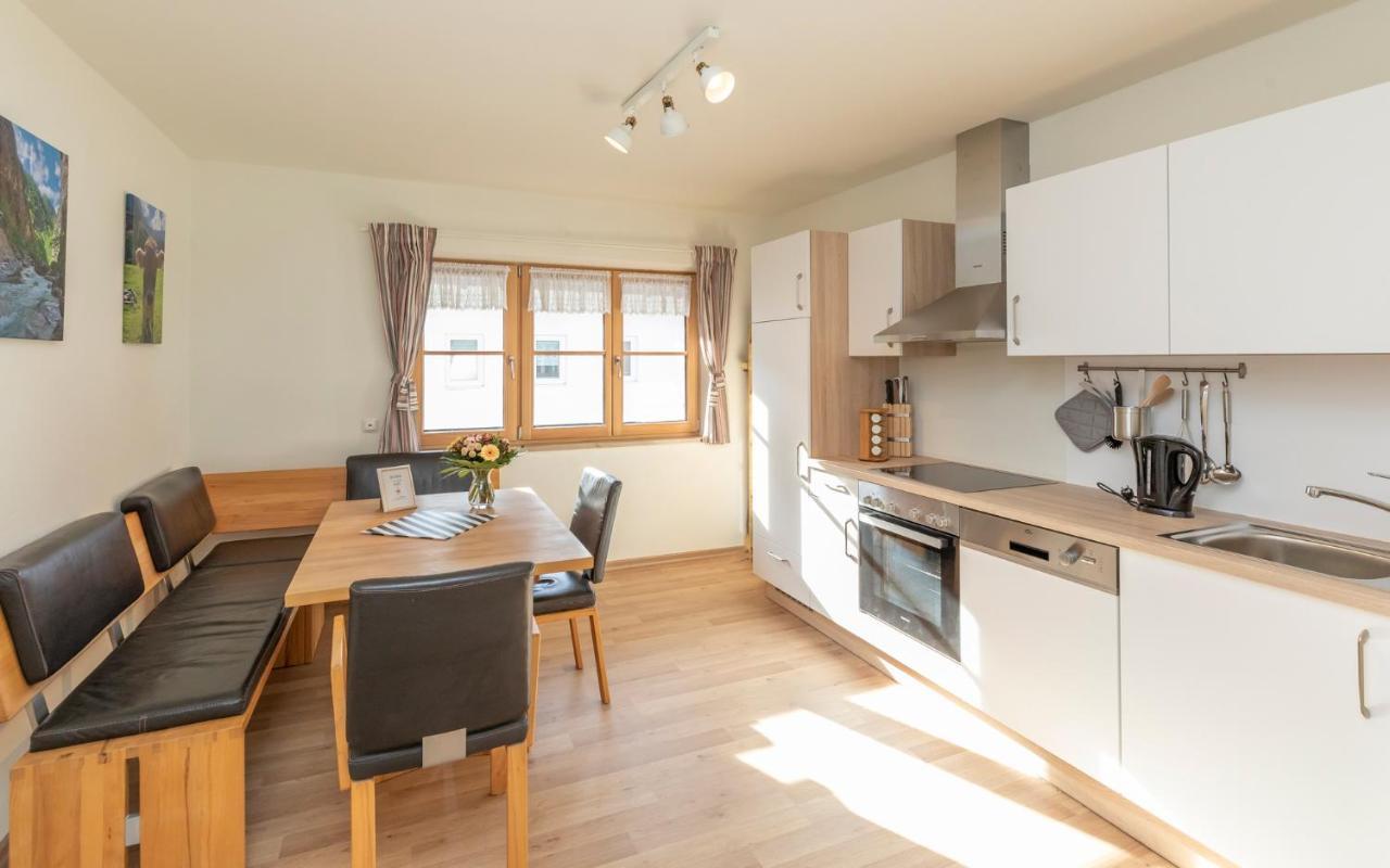 Ferienwohnung Rittersstuben Garmisch-Partenkirchen Zimmer foto